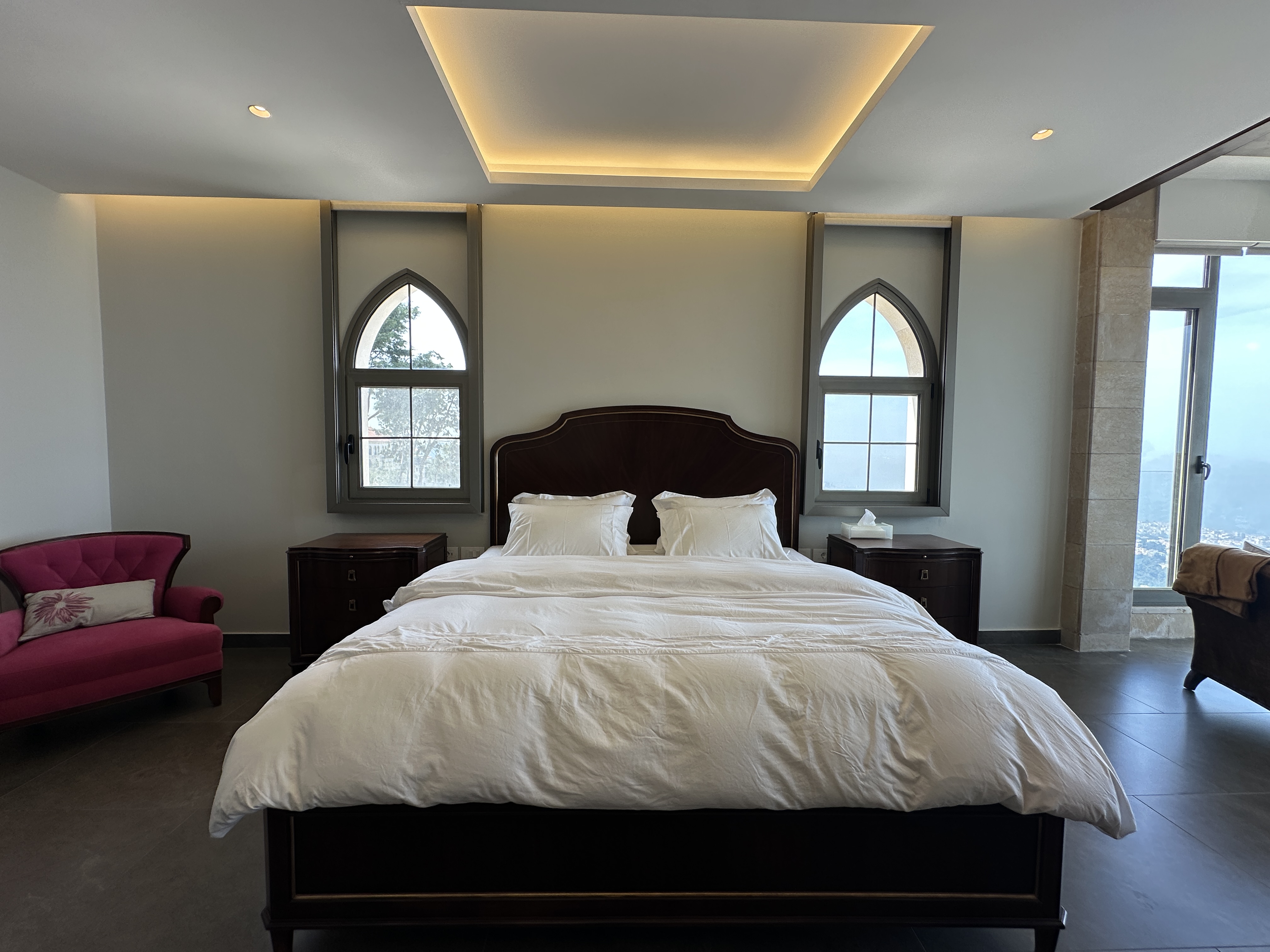 SmoothMove - Luxury Residential Properties for Sale and Rent