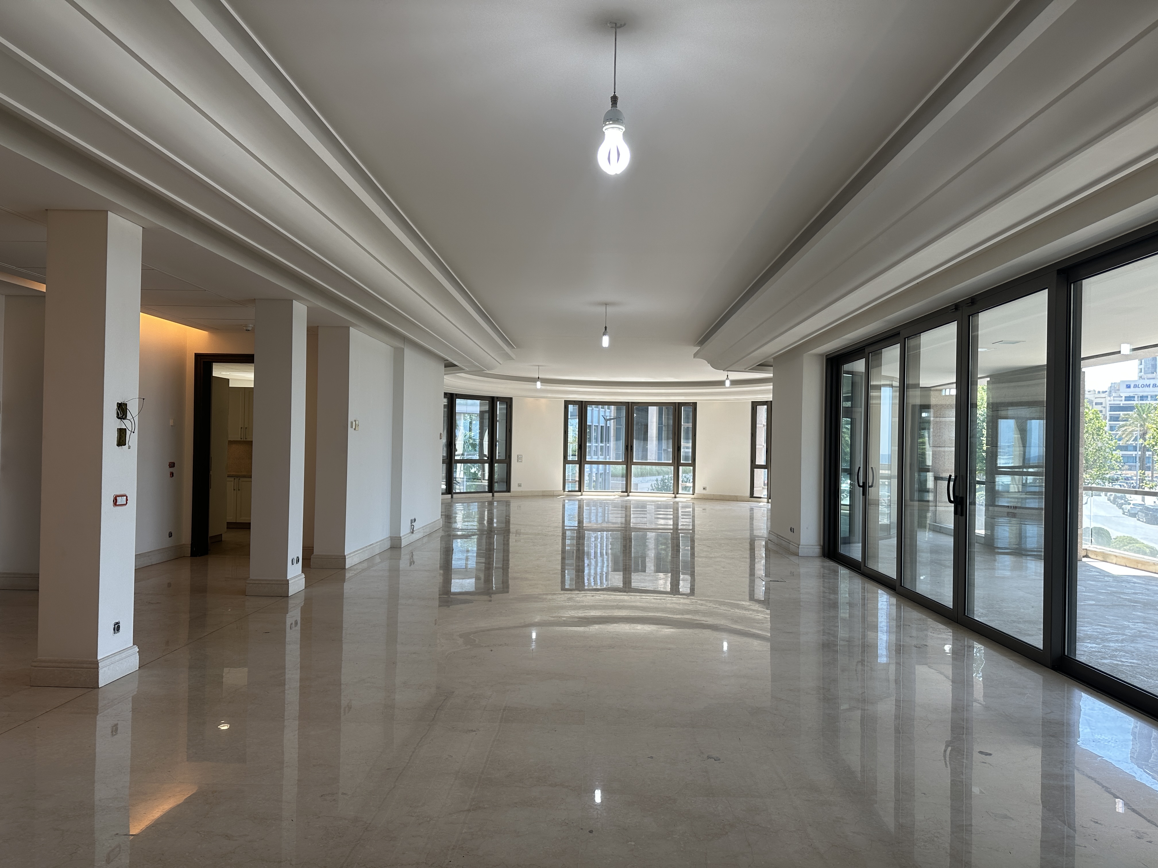 SmoothMove - Luxury Residential Properties for Sale and Rent