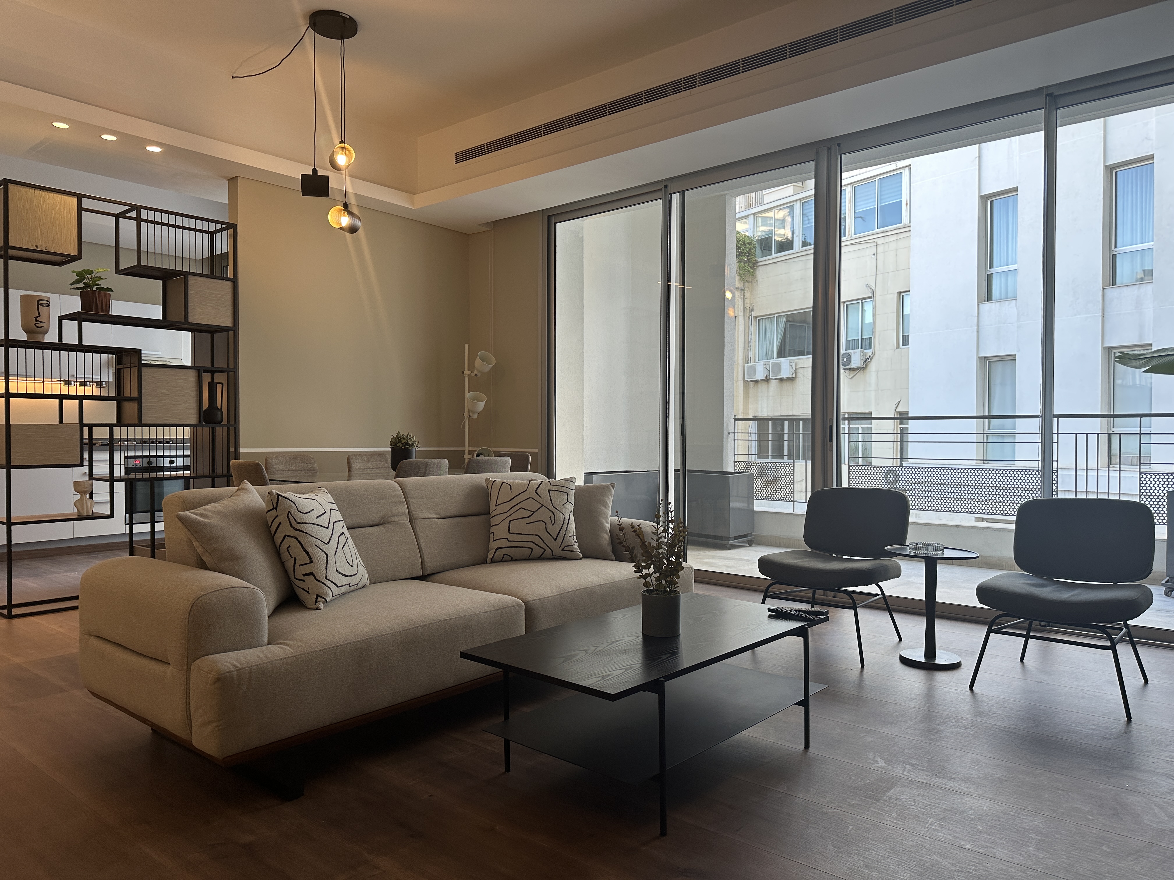 SmoothMove - Luxury Residential Properties for Sale and Rent
