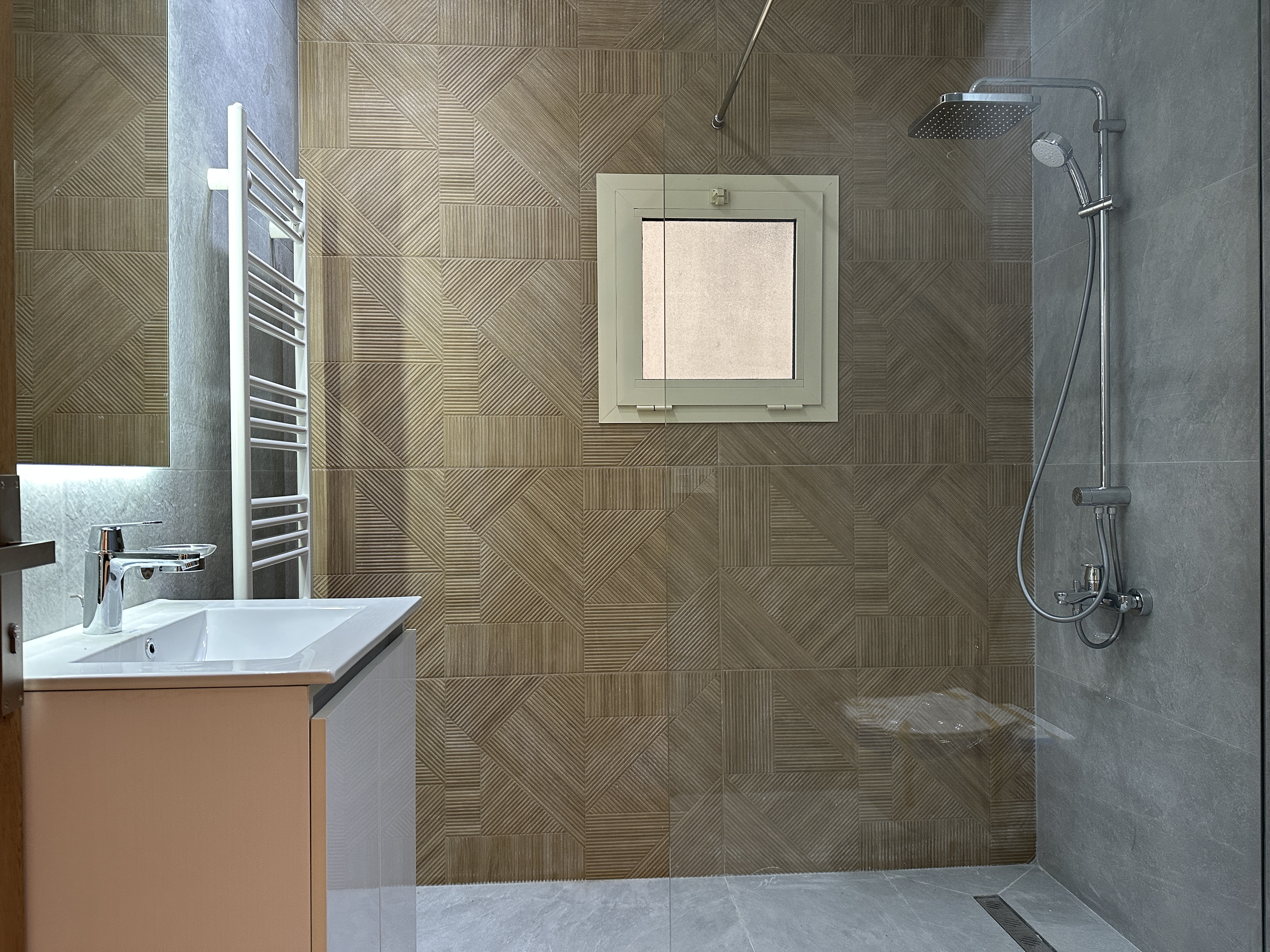 SmoothMove - Luxury Residential Properties for Sale and Rent