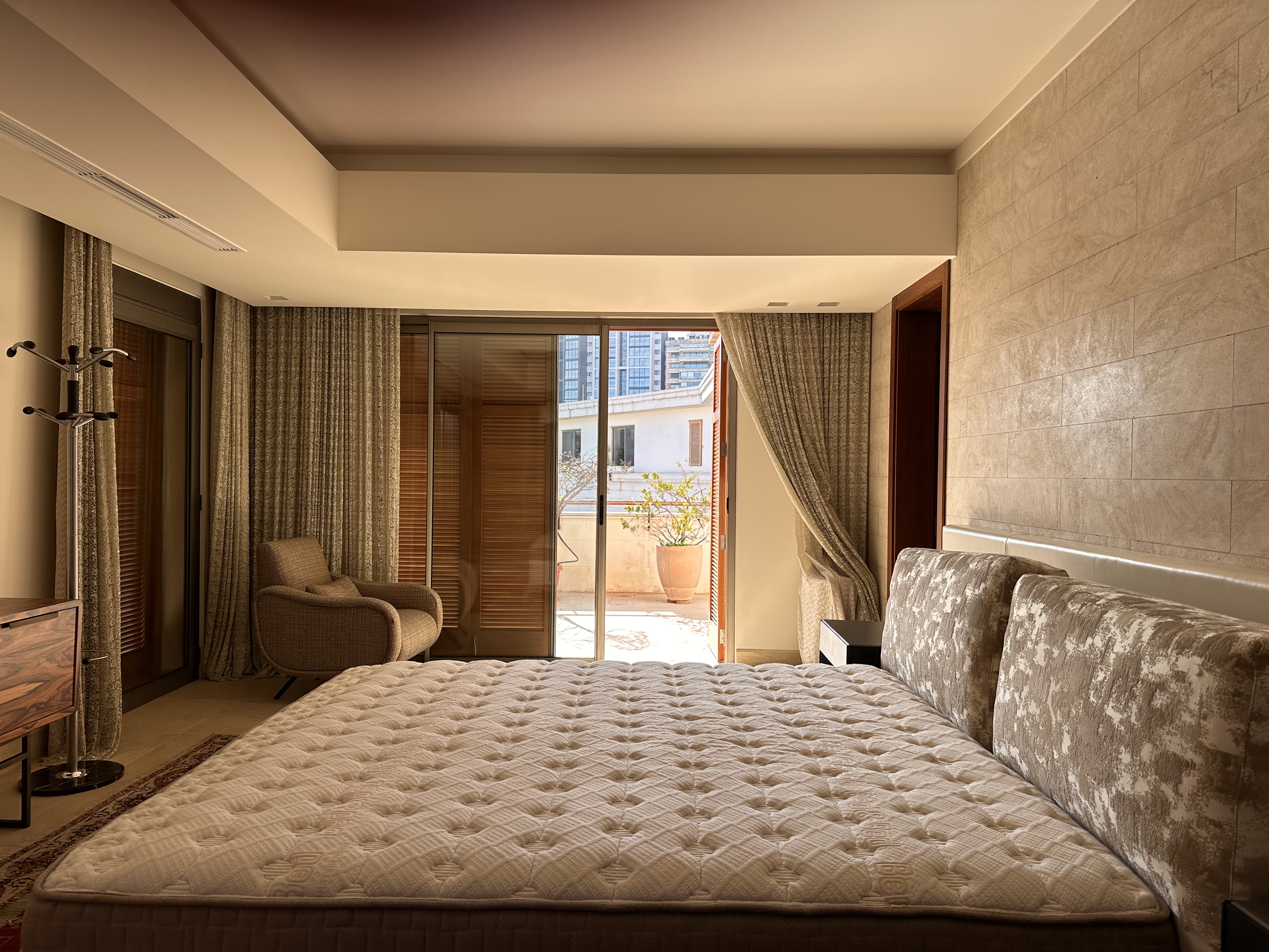 SmoothMove - Luxury Residential Properties for Sale and Rent