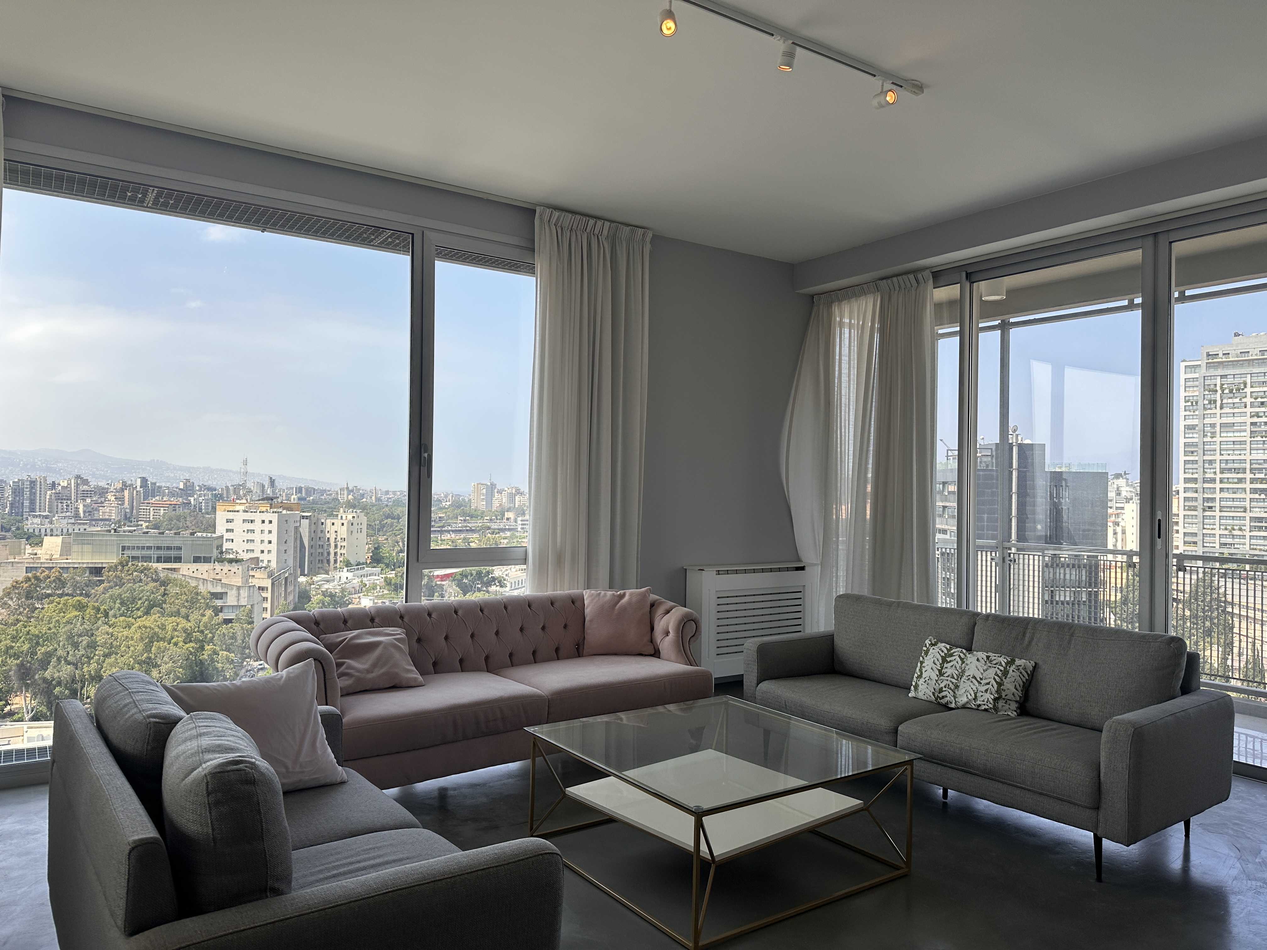 SmoothMove - Luxury Residential Properties for Sale and Rent