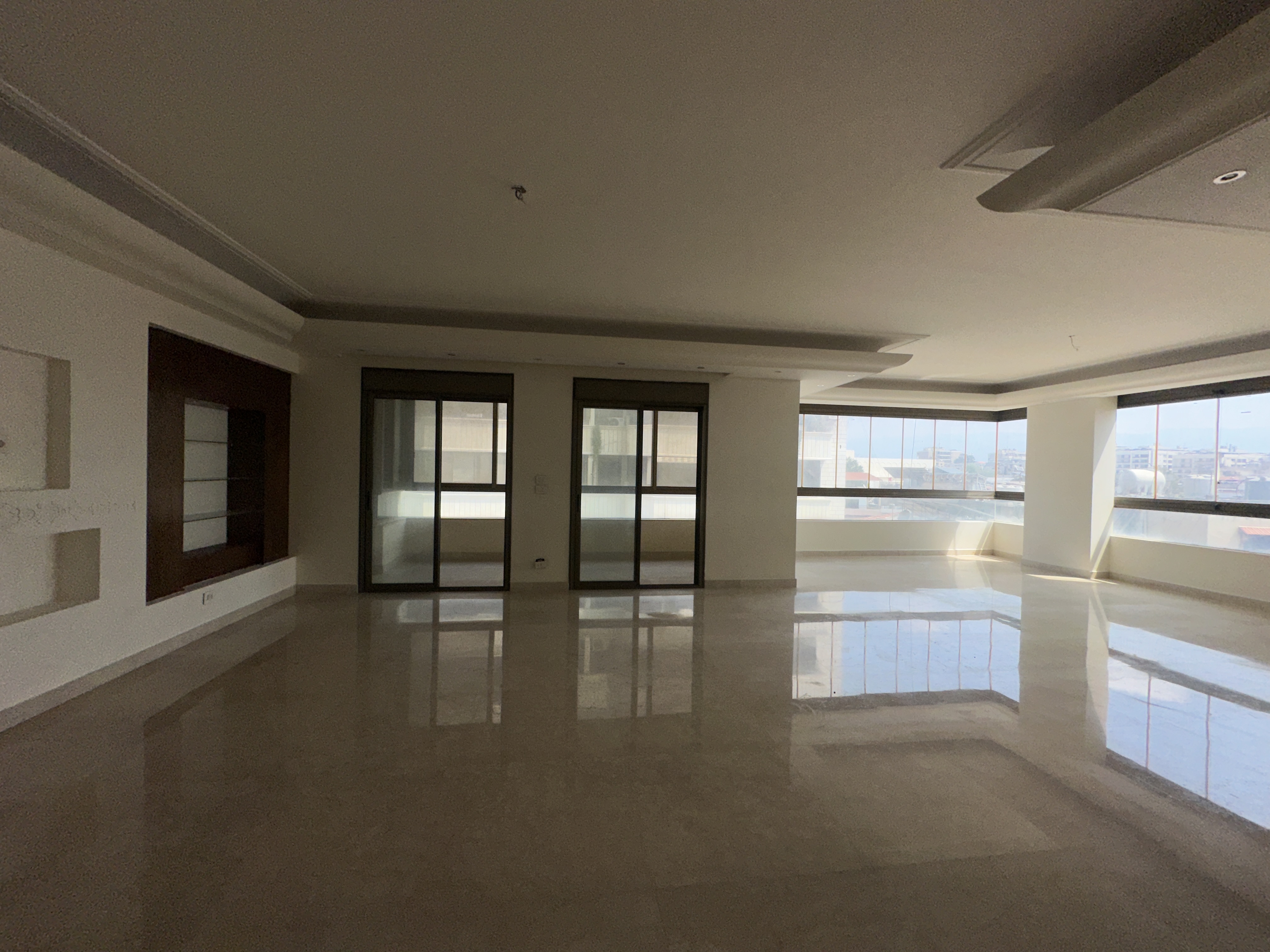 SmoothMove - Luxury Residential Properties for Sale and Rent